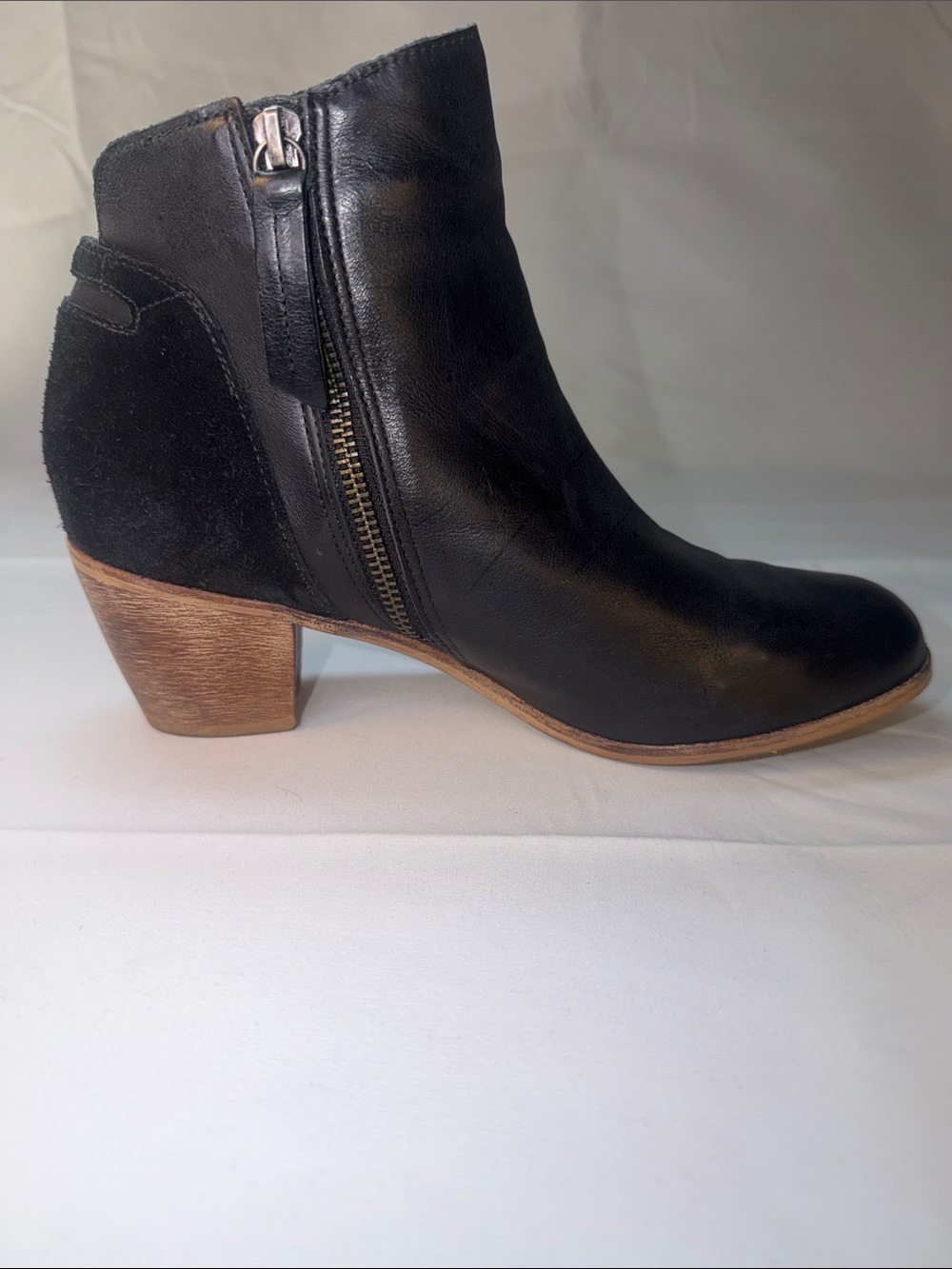 Matisse "Lora" Black Leather and Suede Ankle Boots.